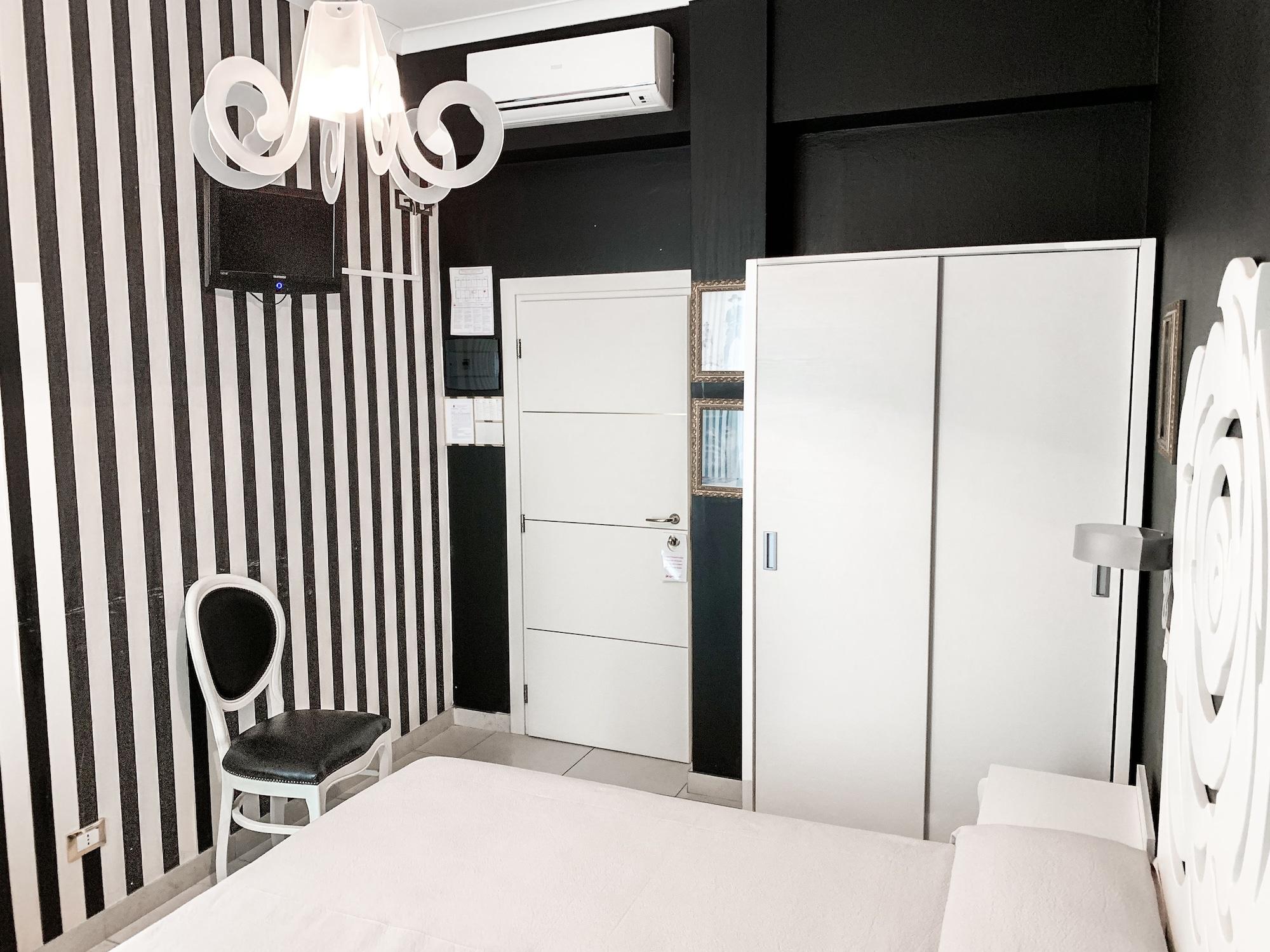 Hotel Le Cinema Гаттео-а-Маре Екстер'єр фото